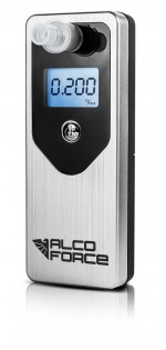 E700